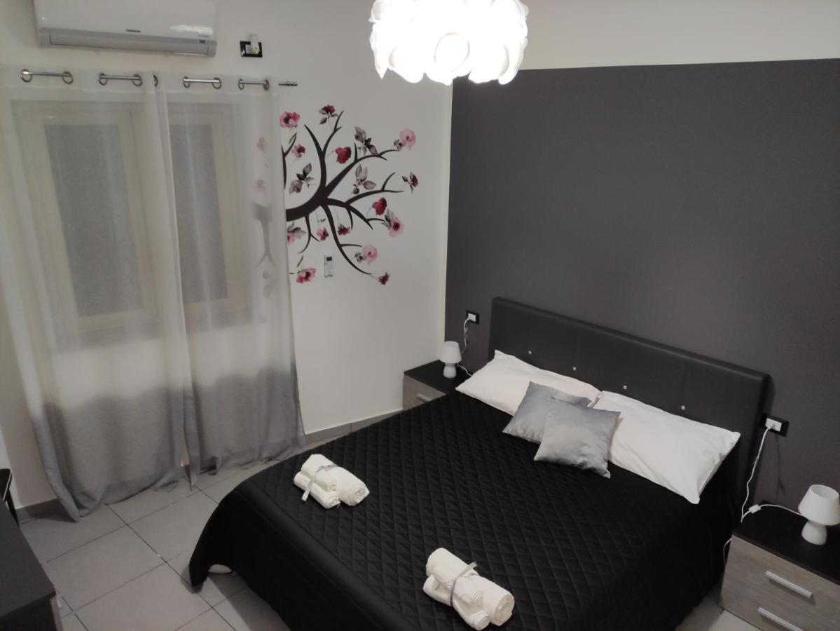Casa Vacanze Campanella - Apartment At The Zisa Palermo Exteriör bild